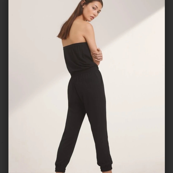 Aritzia Pants - ⭐Aritzia/Talula/Jumpsuit/Black/Pocketed/SZ XS